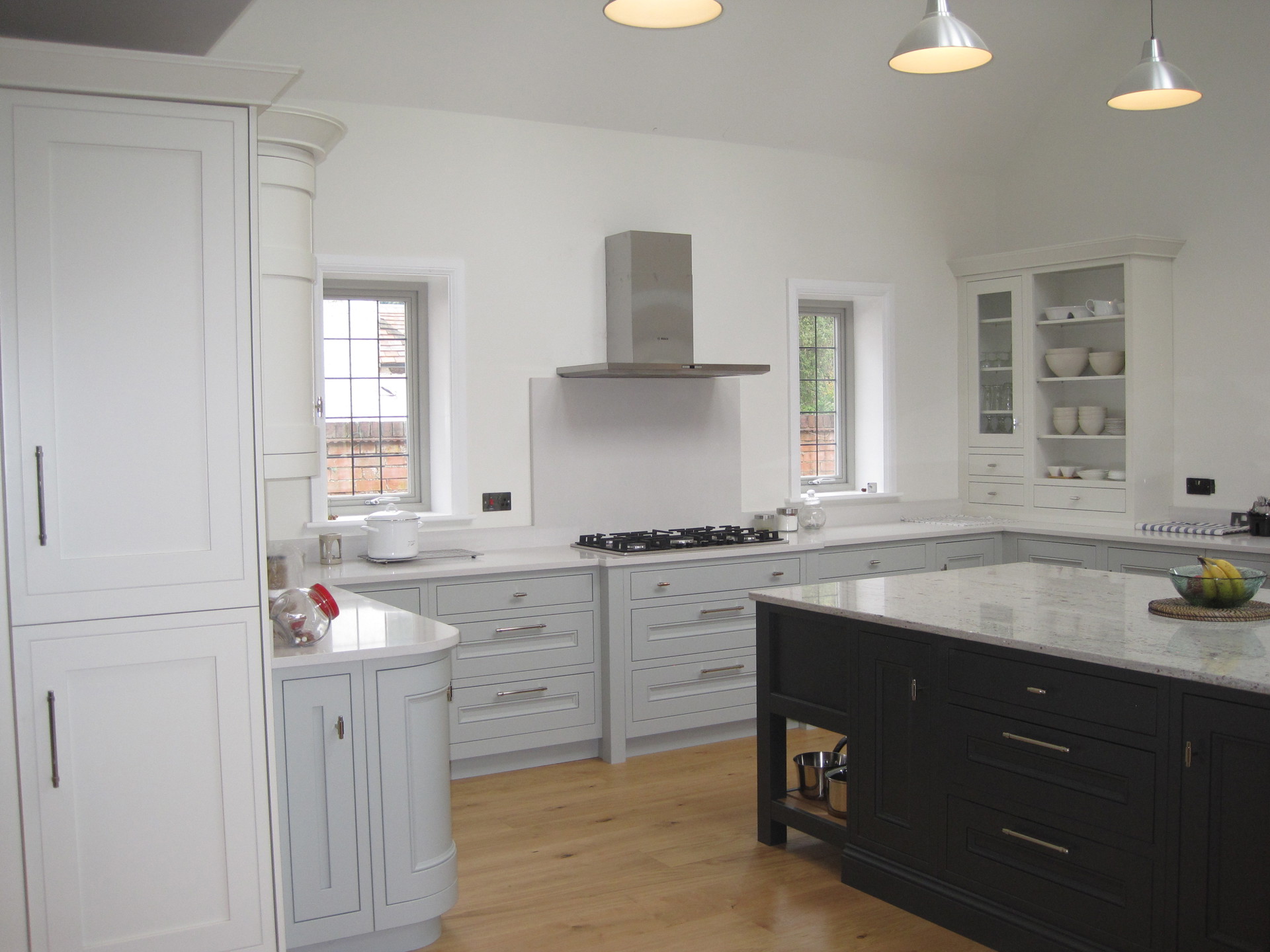 In-frame Shaker | Half Pencil & Scalloped | Graphite Kitchen