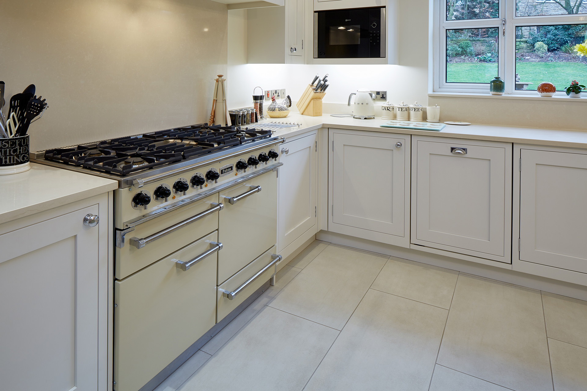 In-Frame Shaker | Porcelain Shaker Kitchen | Sage Kitchen