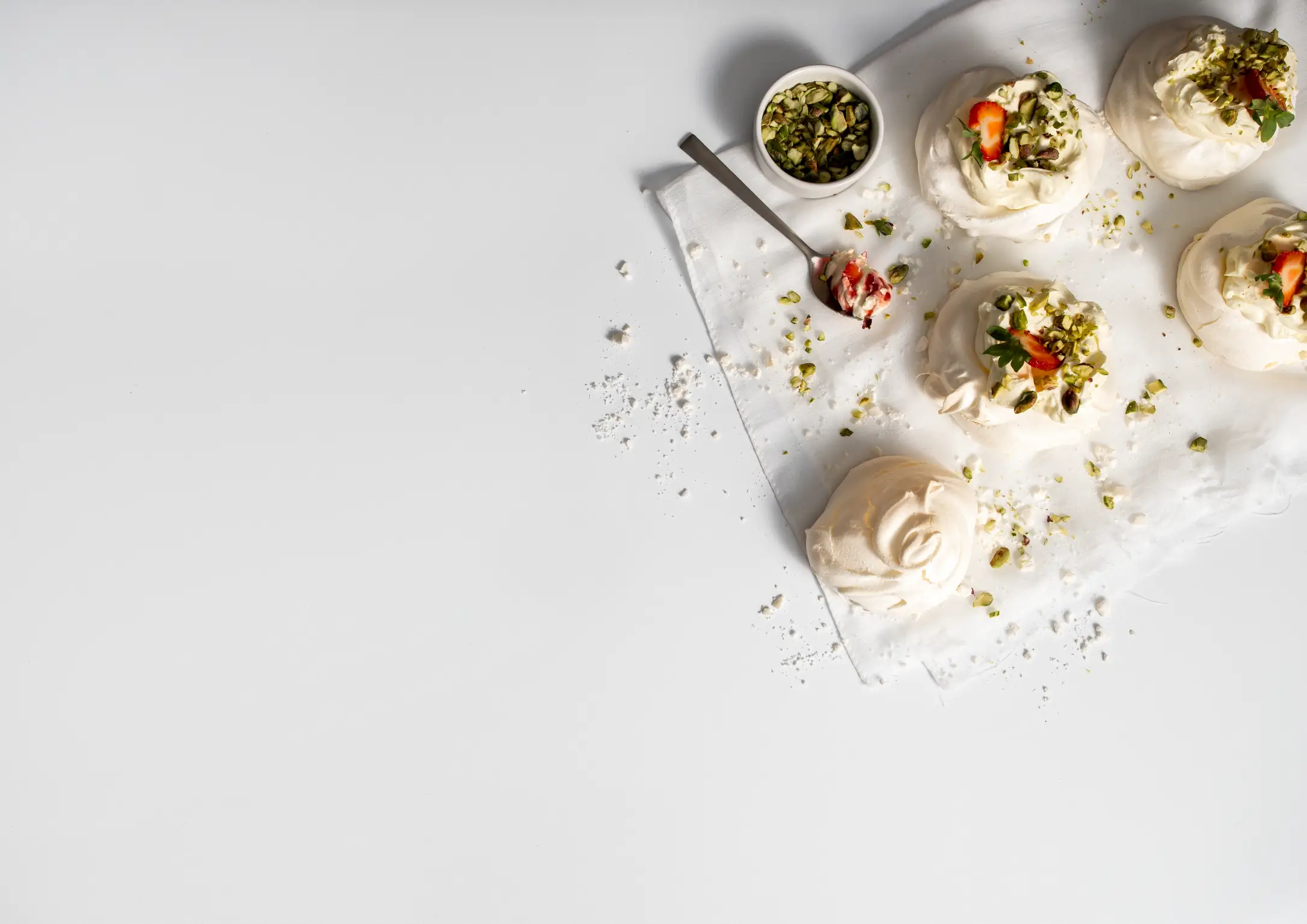 White Pure, Feature & Abstract