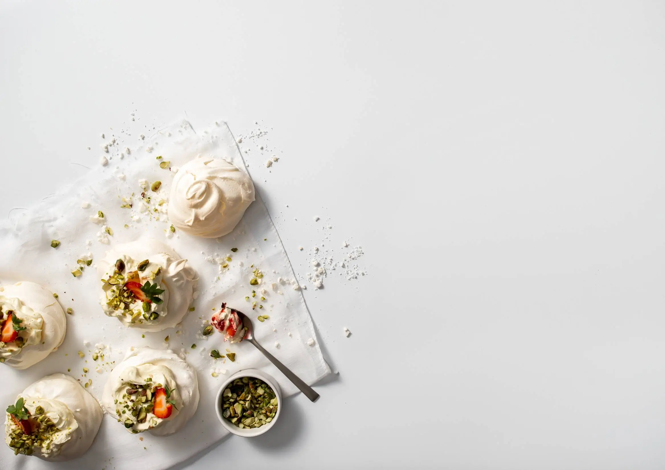 White Pure, Feature & Abstract