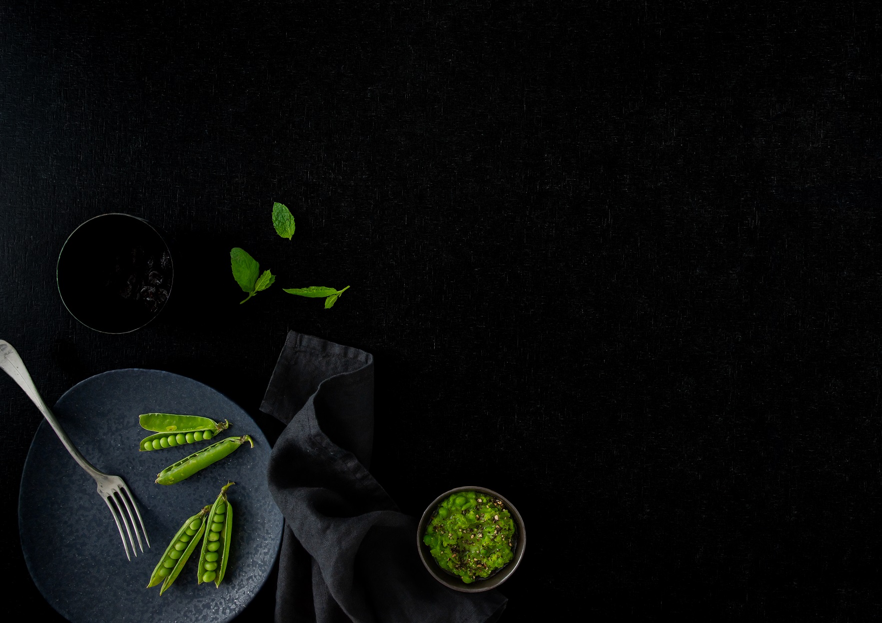 Black Dappled, Marbled, Reflections & Textured