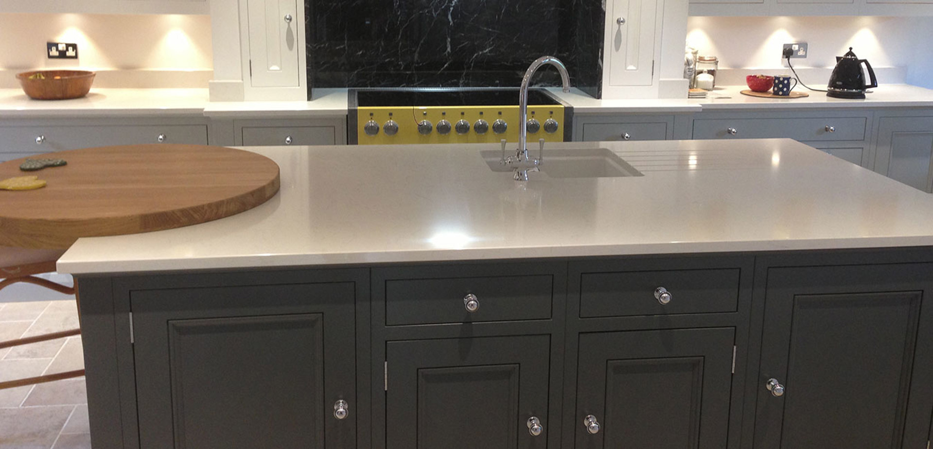 Half Pencil & Scalloped | Chalk & Partridge Grey Kitchen