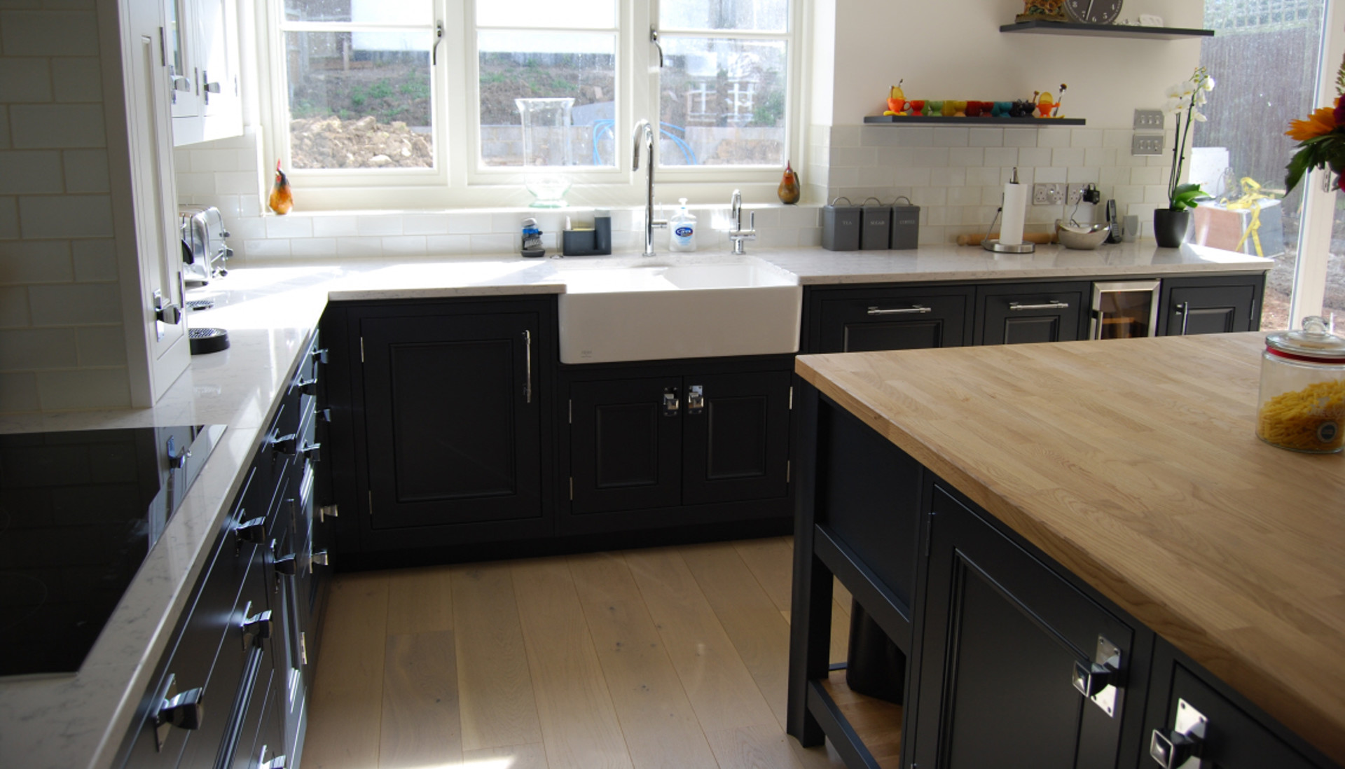 Half Pencil & Scalloped | Charcoal & Chalk Kitchen