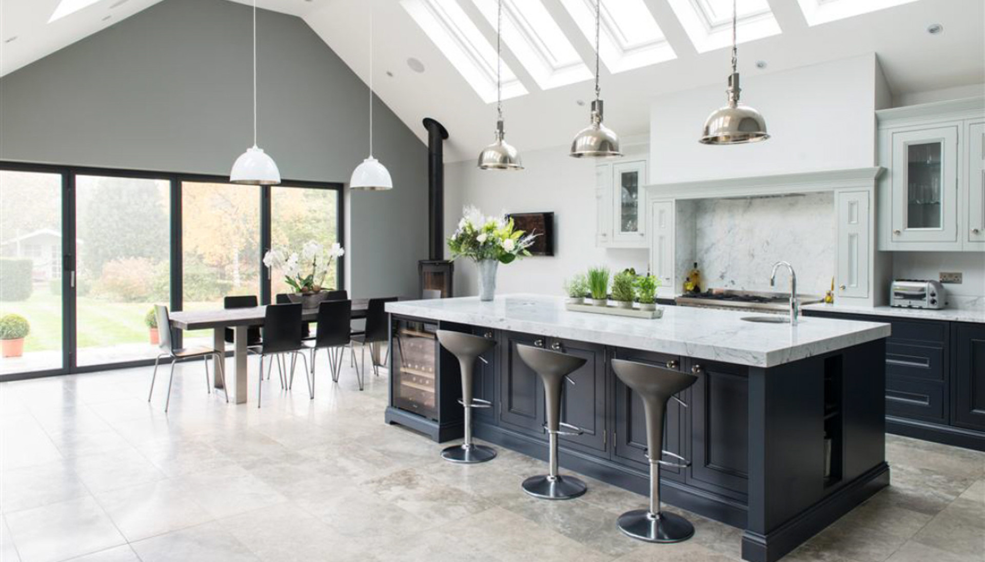 Half Pencil & Scalloped | Charcoal & Partridge Grey Kitchen