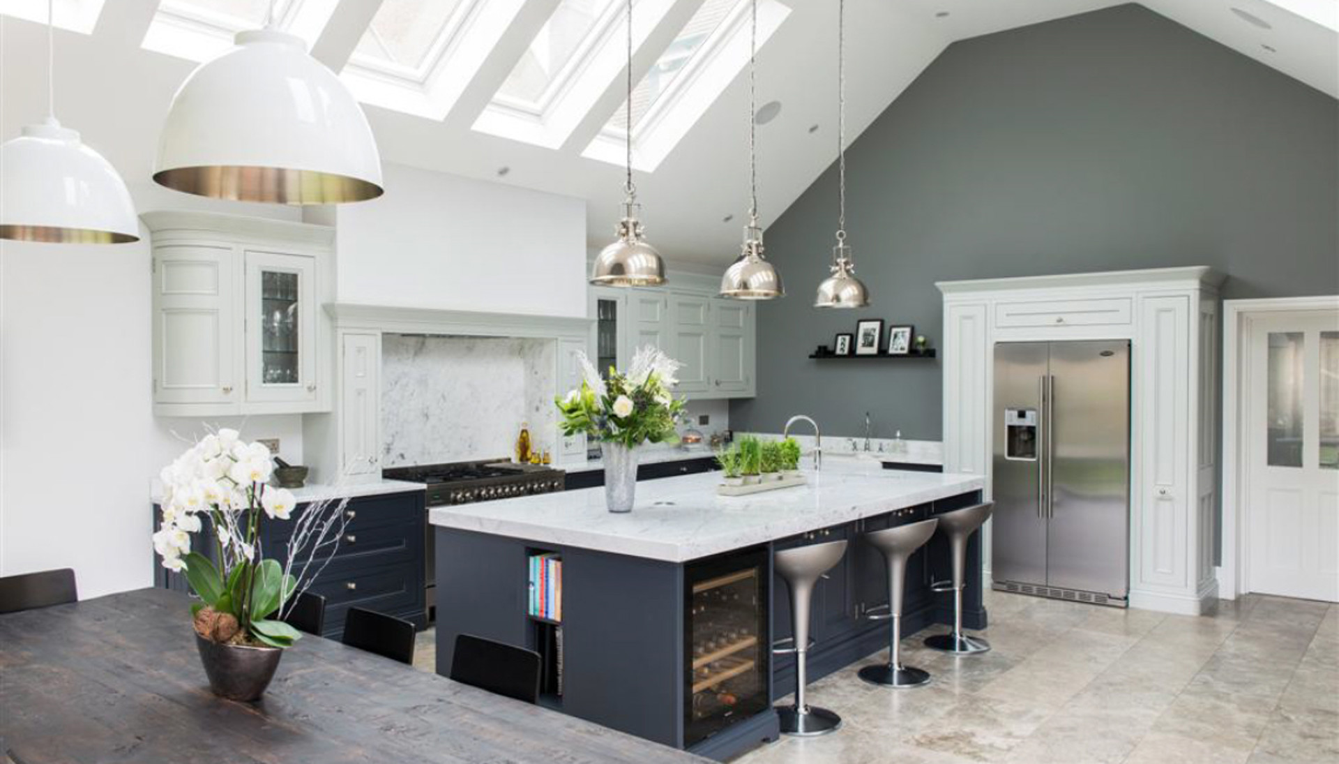 Half Pencil & Scalloped | Charcoal & Partridge Grey Kitchen