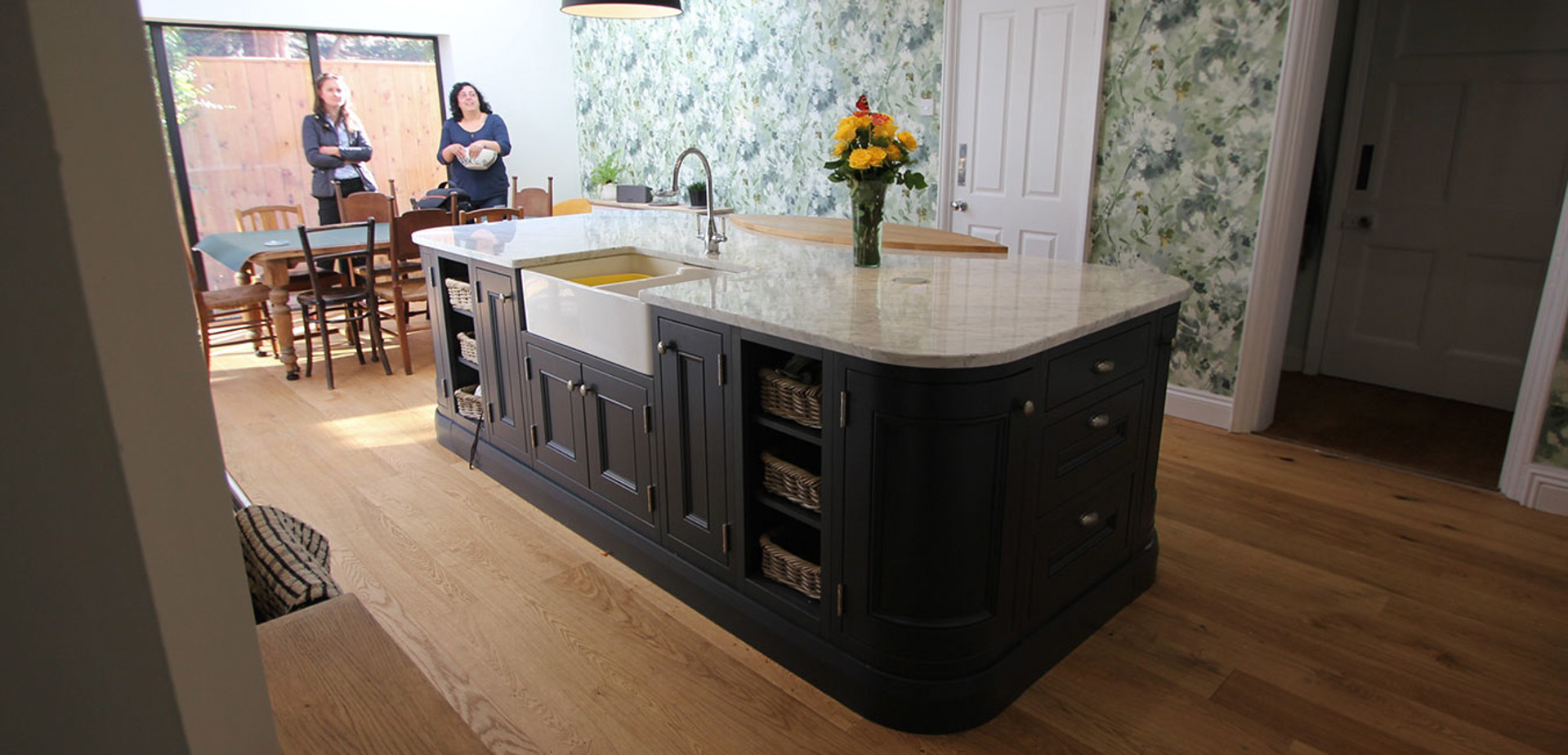 Half Pencil & Scalloped in Partridge Grey & Charcoal