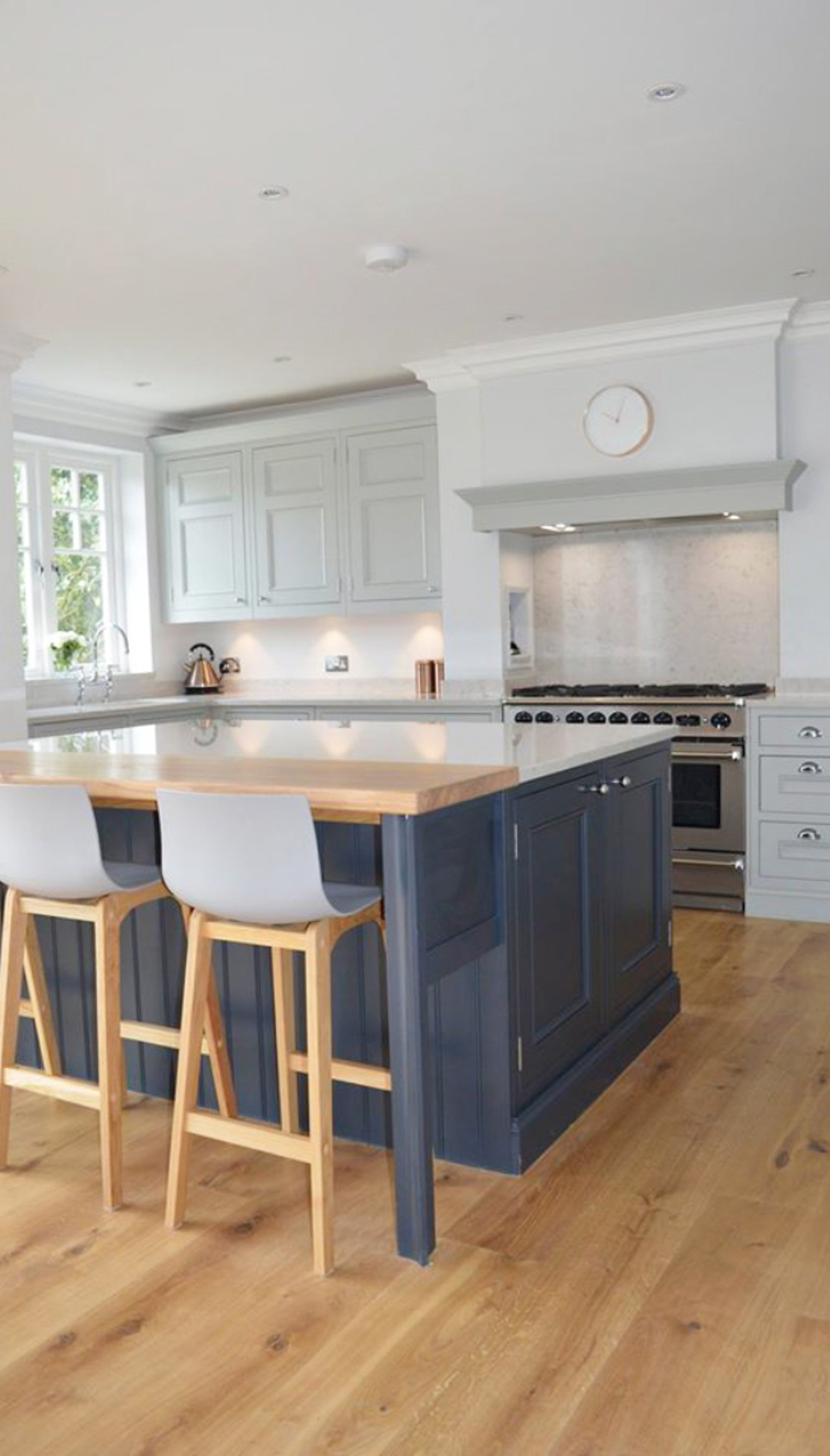 Half Pencil & Scalloped | Charcoal Grey Kitchen Cabinets