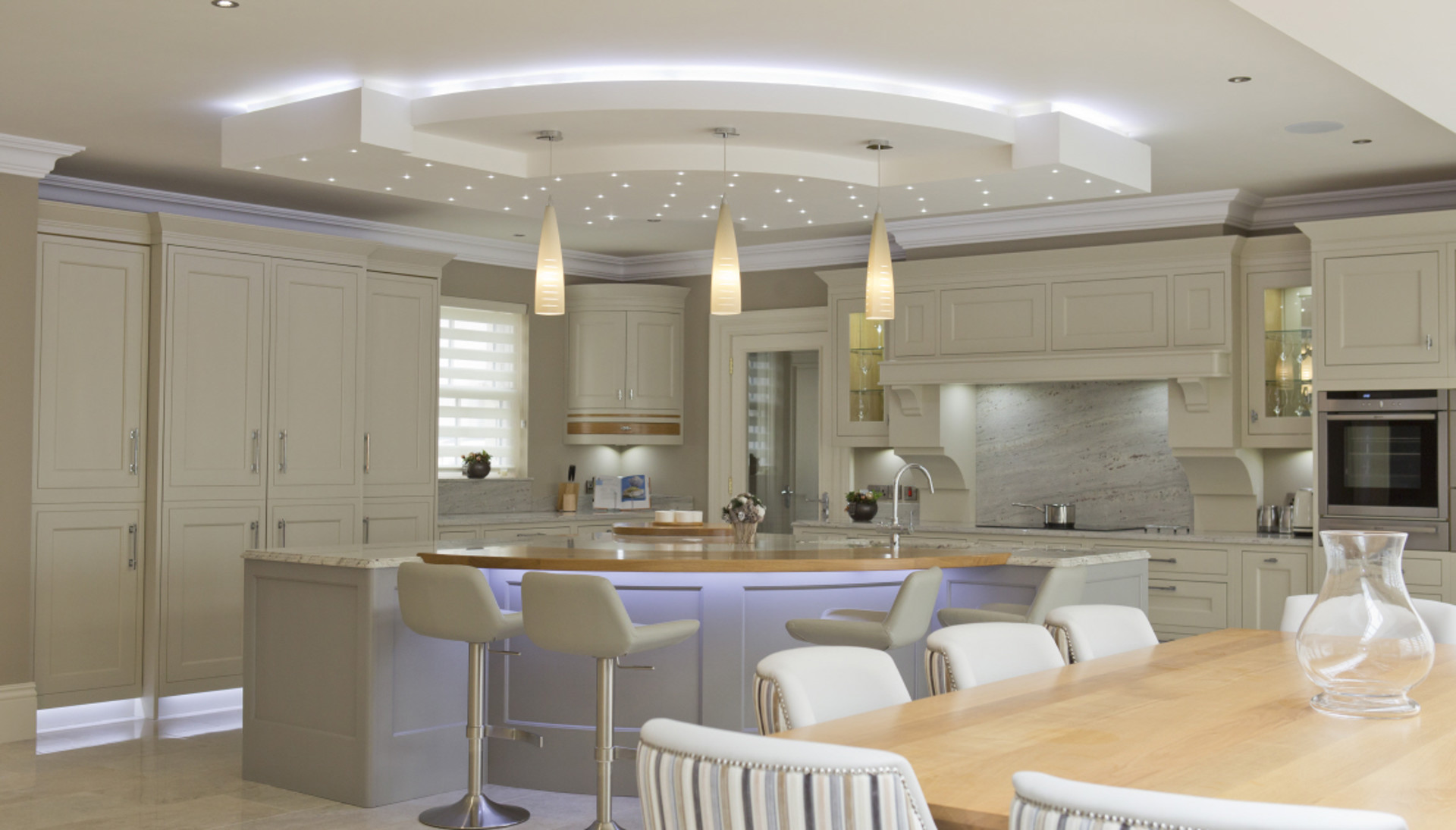 In-frame Shaker | Mussel & Partridge Grey Kitchen