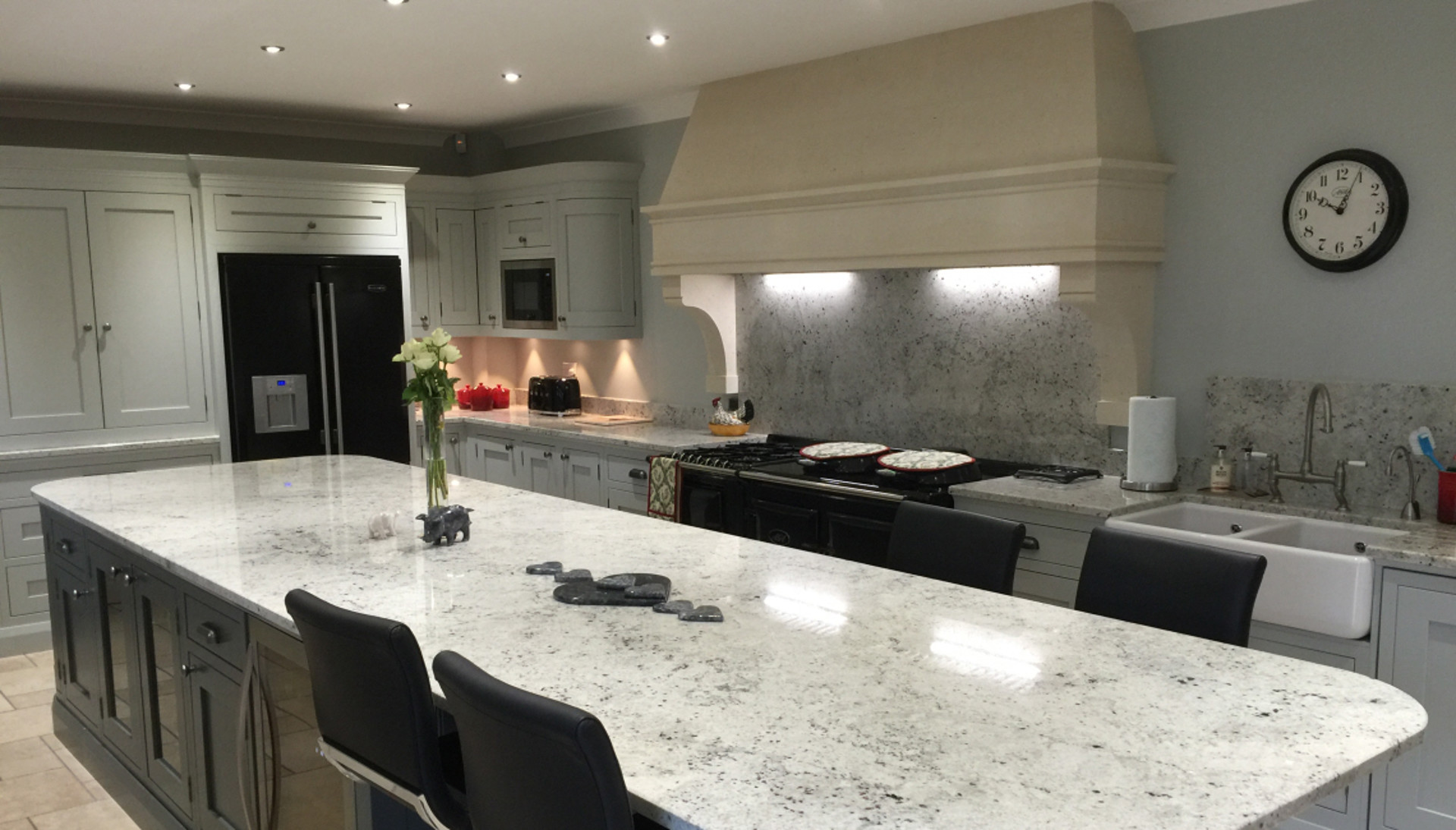 In-frame Shaker | Partridge Grey & Slate Kitchen