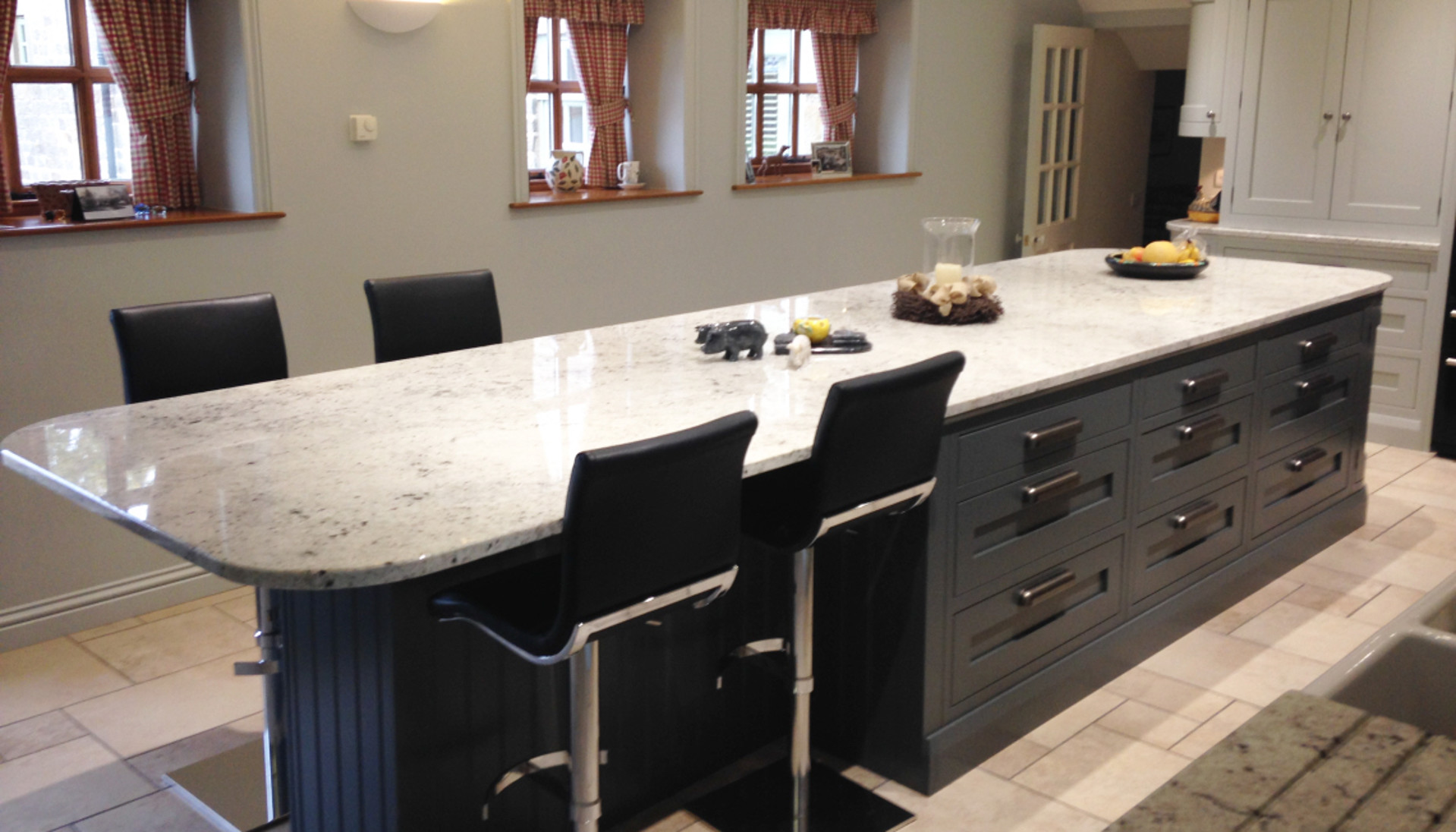 In-frame Shaker | Partridge Grey & Slate Kitchen