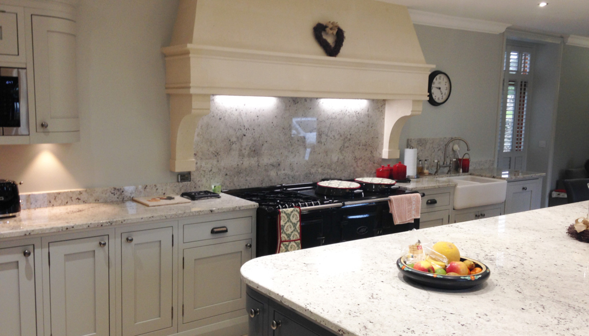 In-frame Shaker | Partridge Grey & Slate Kitchen