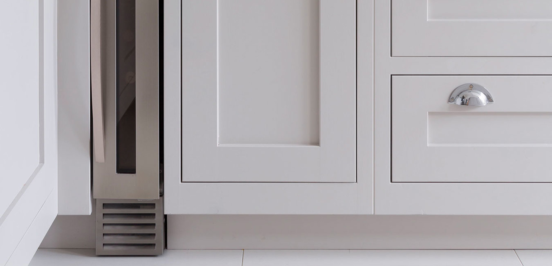 In-frame Shaker | Partridge Grey Kitchen Units