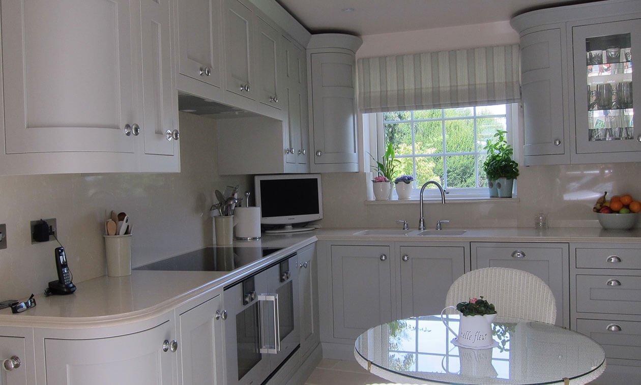 In-Frame Shaker in Partridge Grey 