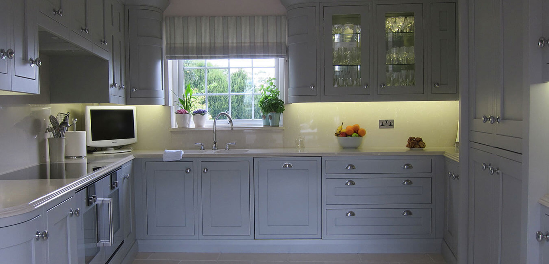 In-frame Shaker | Partridge Grey Kitchen Units
