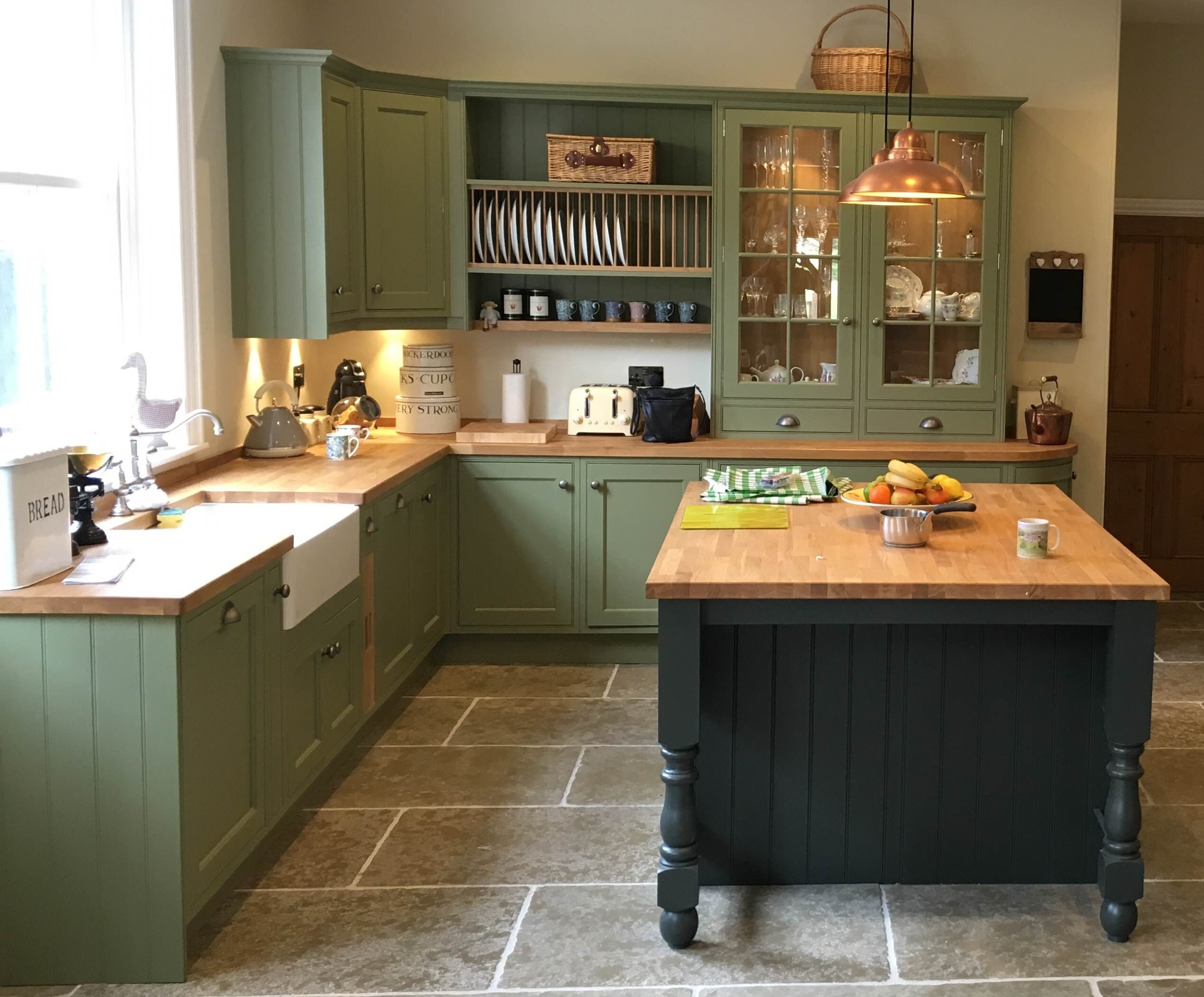 Edwardian Hill Farmhouse Kitchen | Timber In-Frame Shaker