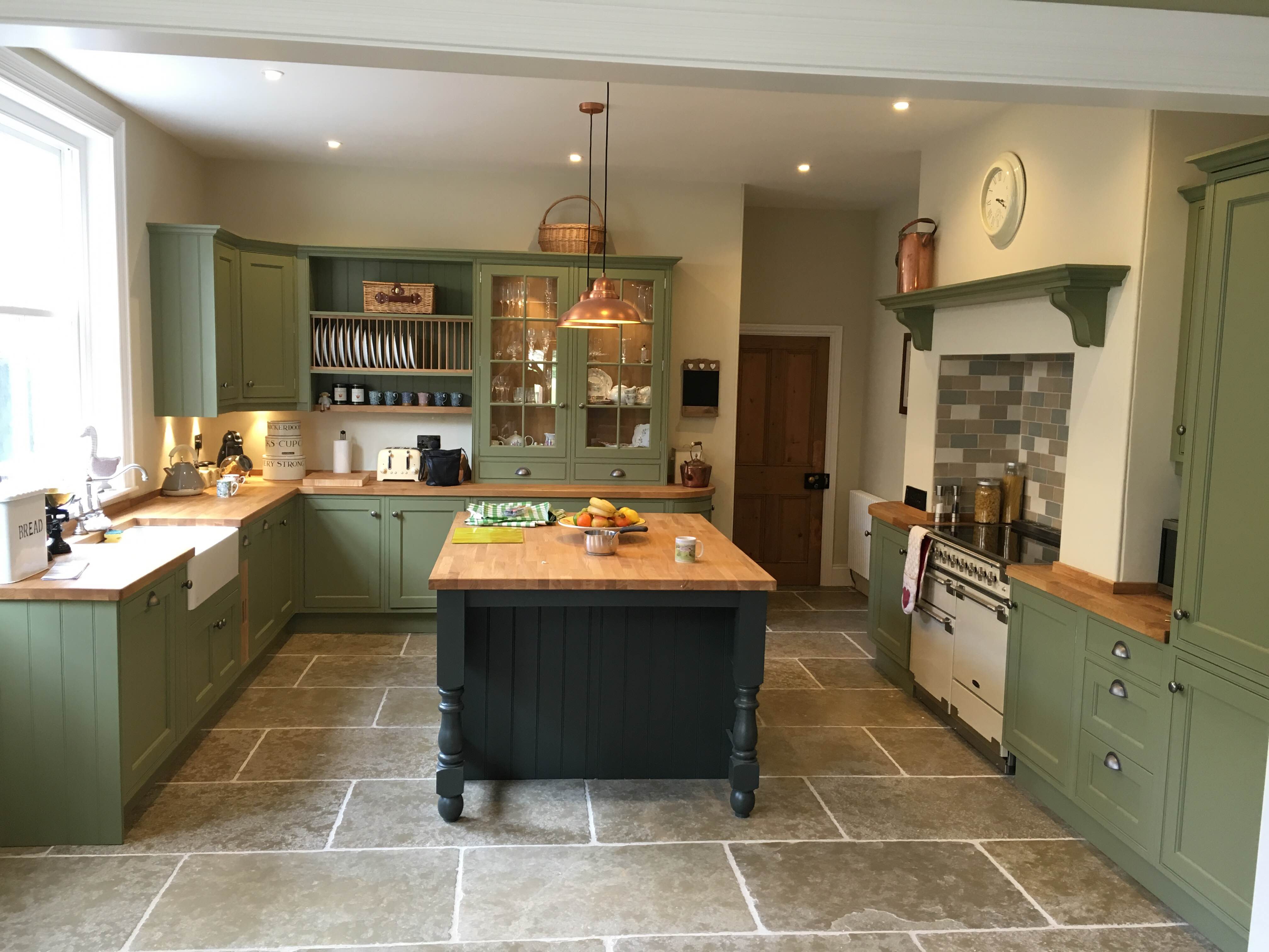 Edwardian Hill Farmhouse Kitchen | Timber In-Frame Shaker