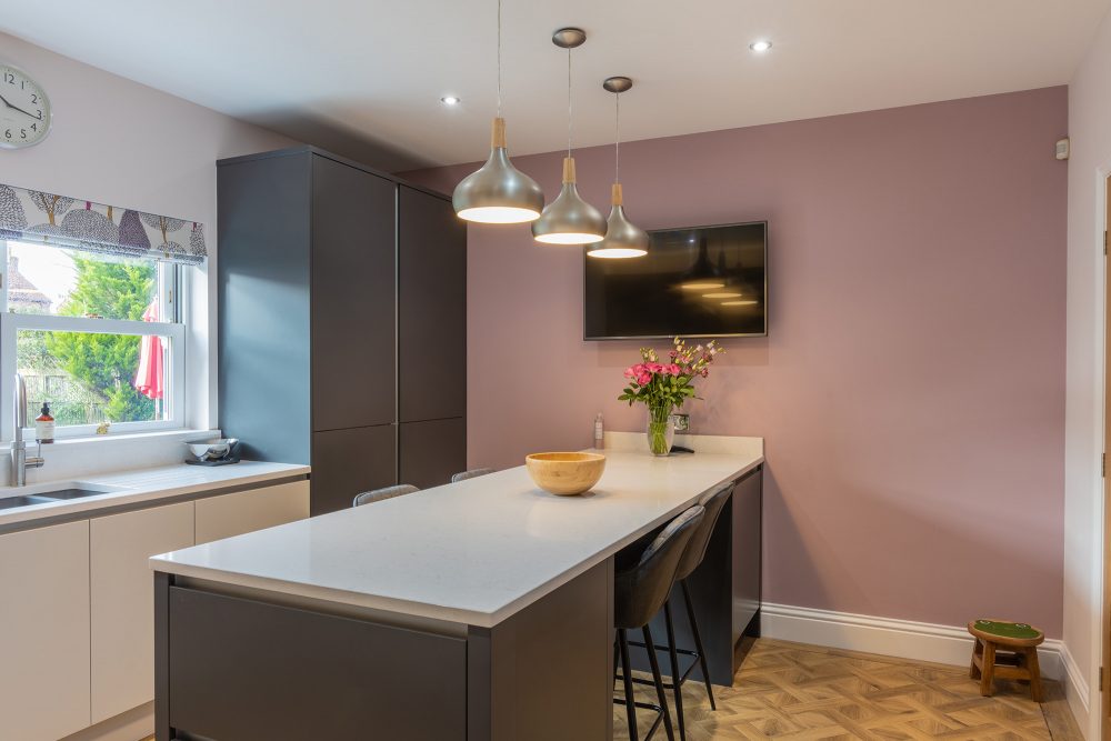 Handleless Kitchen in Skipwith | Timber Shaker Painted