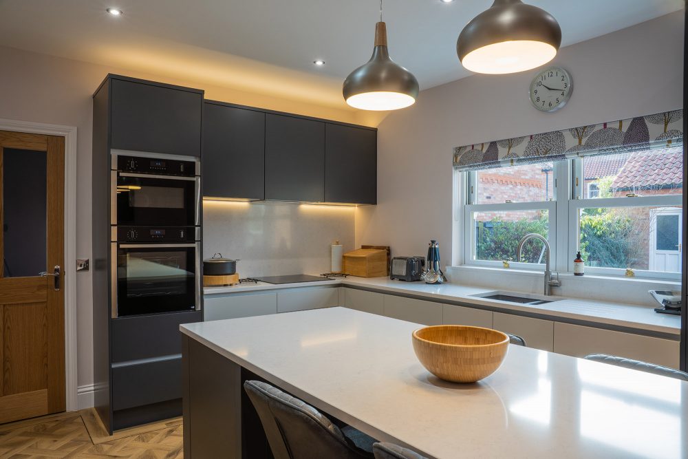 Handleless Kitchen in Skipwith | Timber Shaker Painted