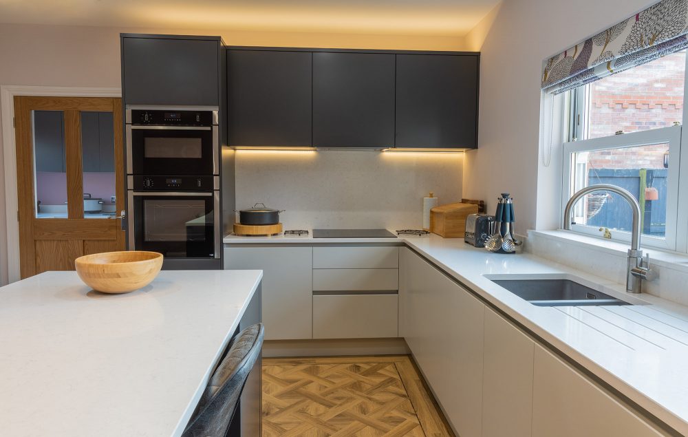 Handleless Kitchen in Skipwith | Timber Shaker Painted