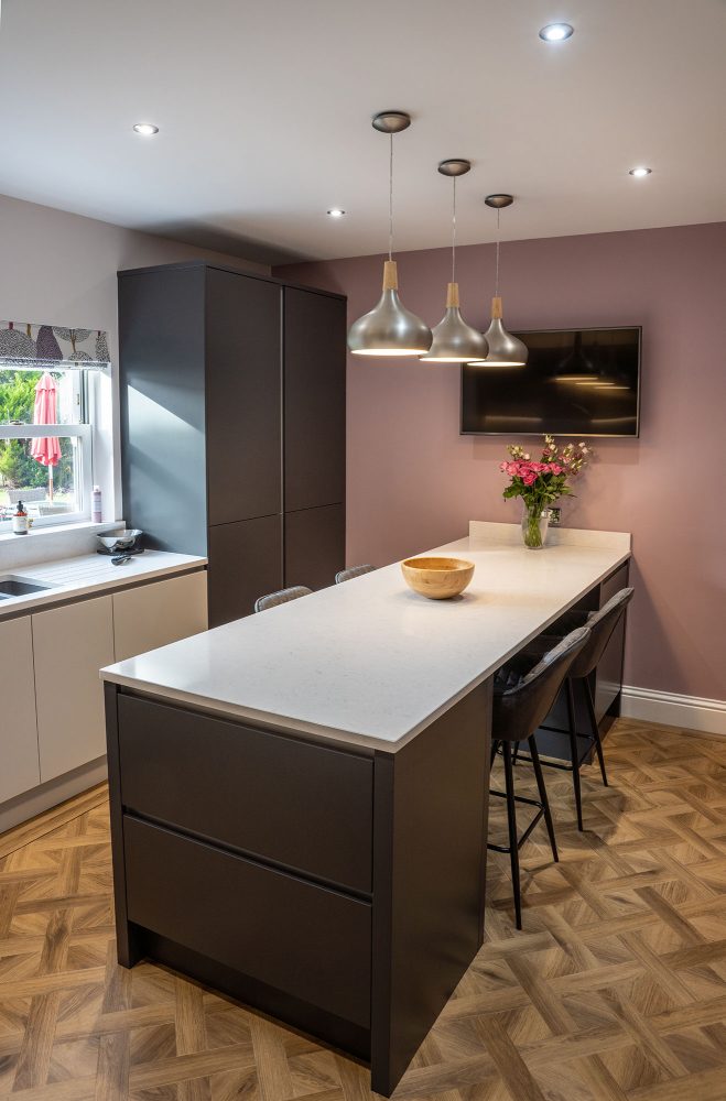 Handleless Kitchen in Skipwith | Timber Shaker Painted