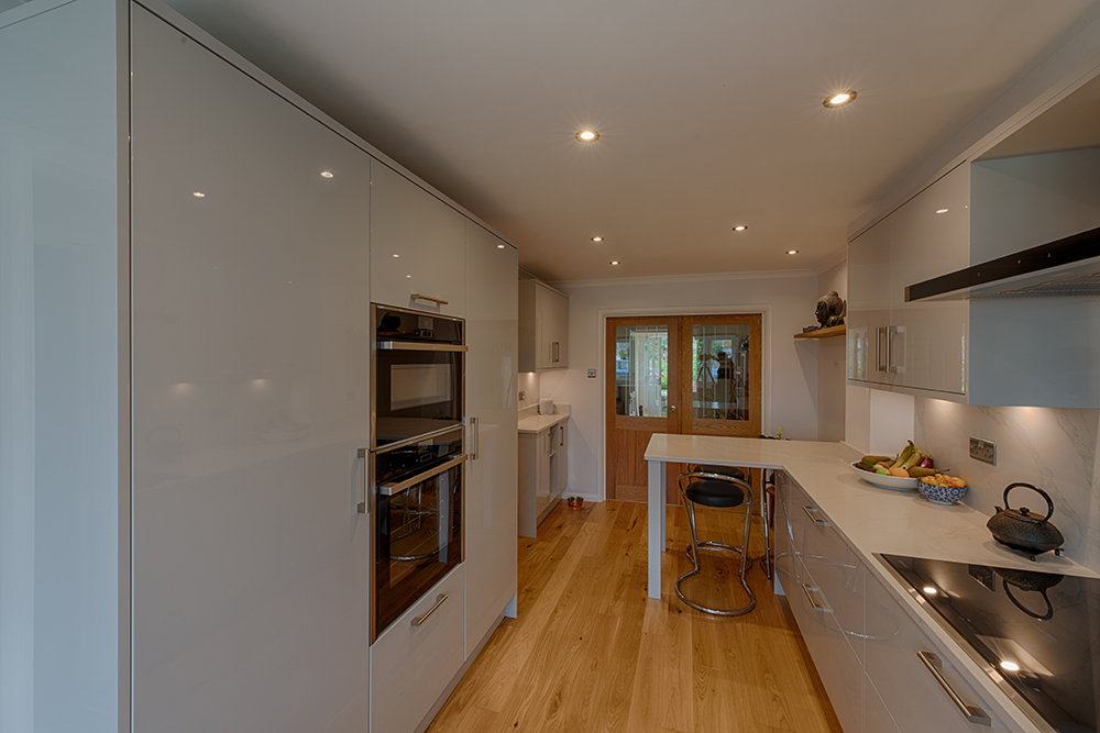 House in Yarm | Gloss Painted Slab Door Design | Project