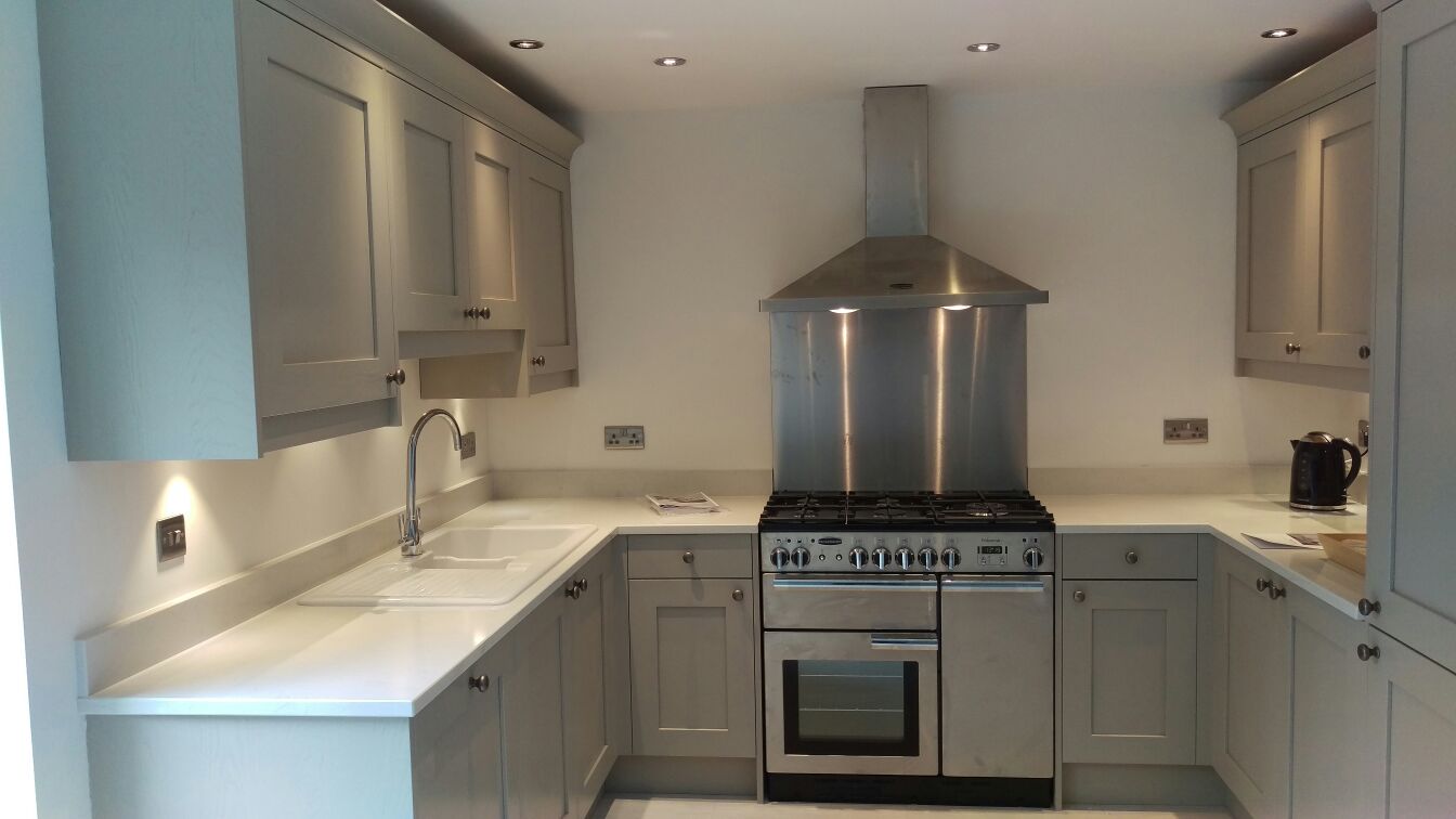 Riverview Apartment Kitchen | Timber Painted Shaker Stone 