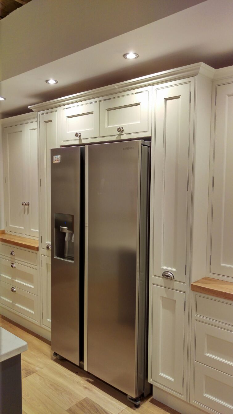 Timber In-Frame Shaker Kitchen in White & Graphite