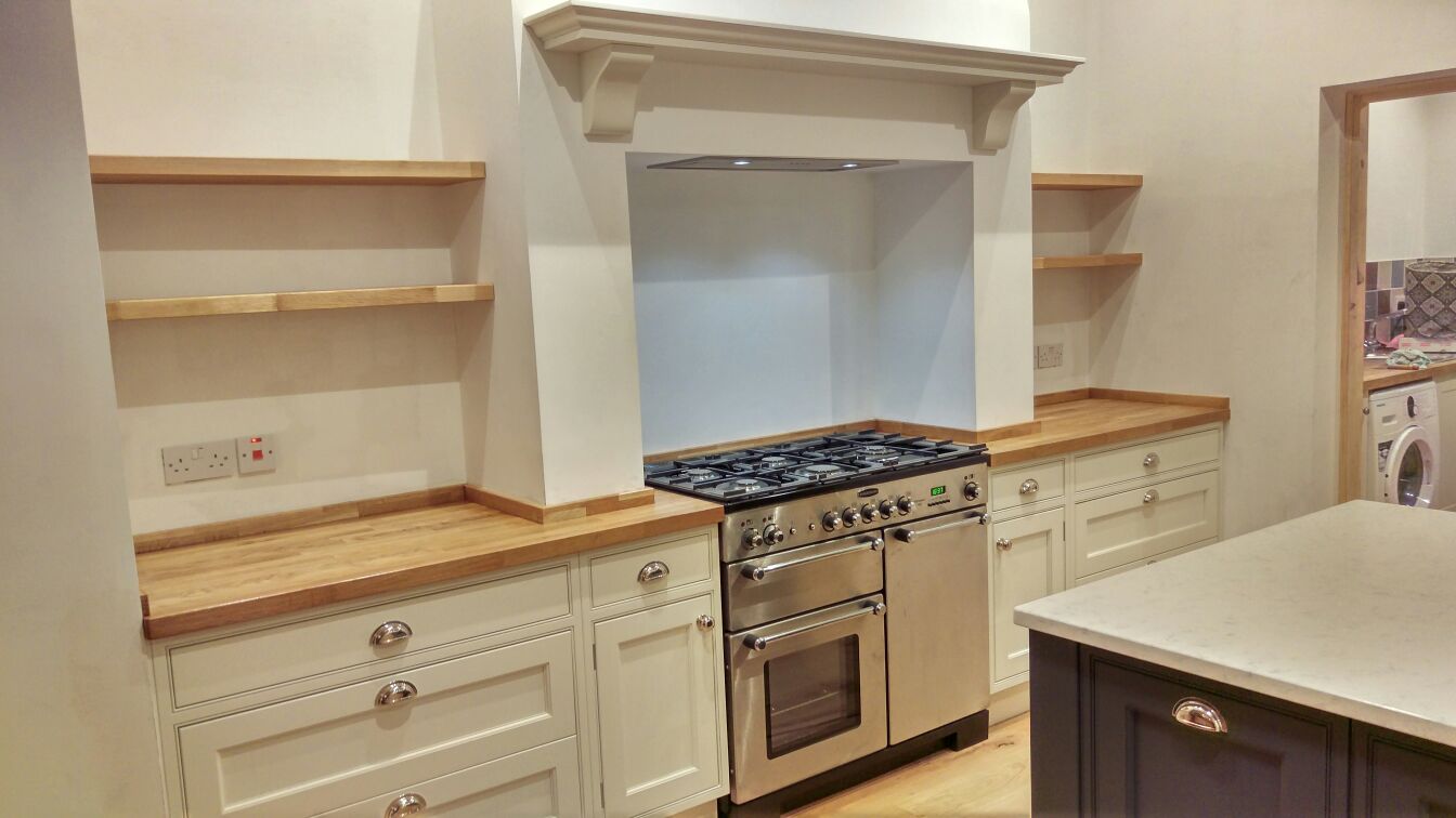 Timber In-Frame Shaker Kitchen in White & Graphite