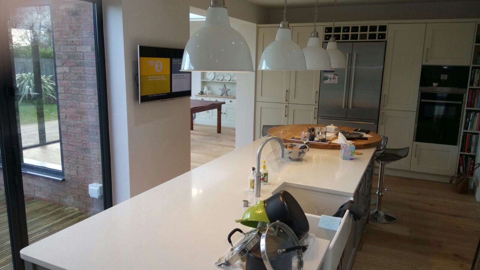 Townhouse Kitchen | Solid Timber Shaker in Mink & Alabaster