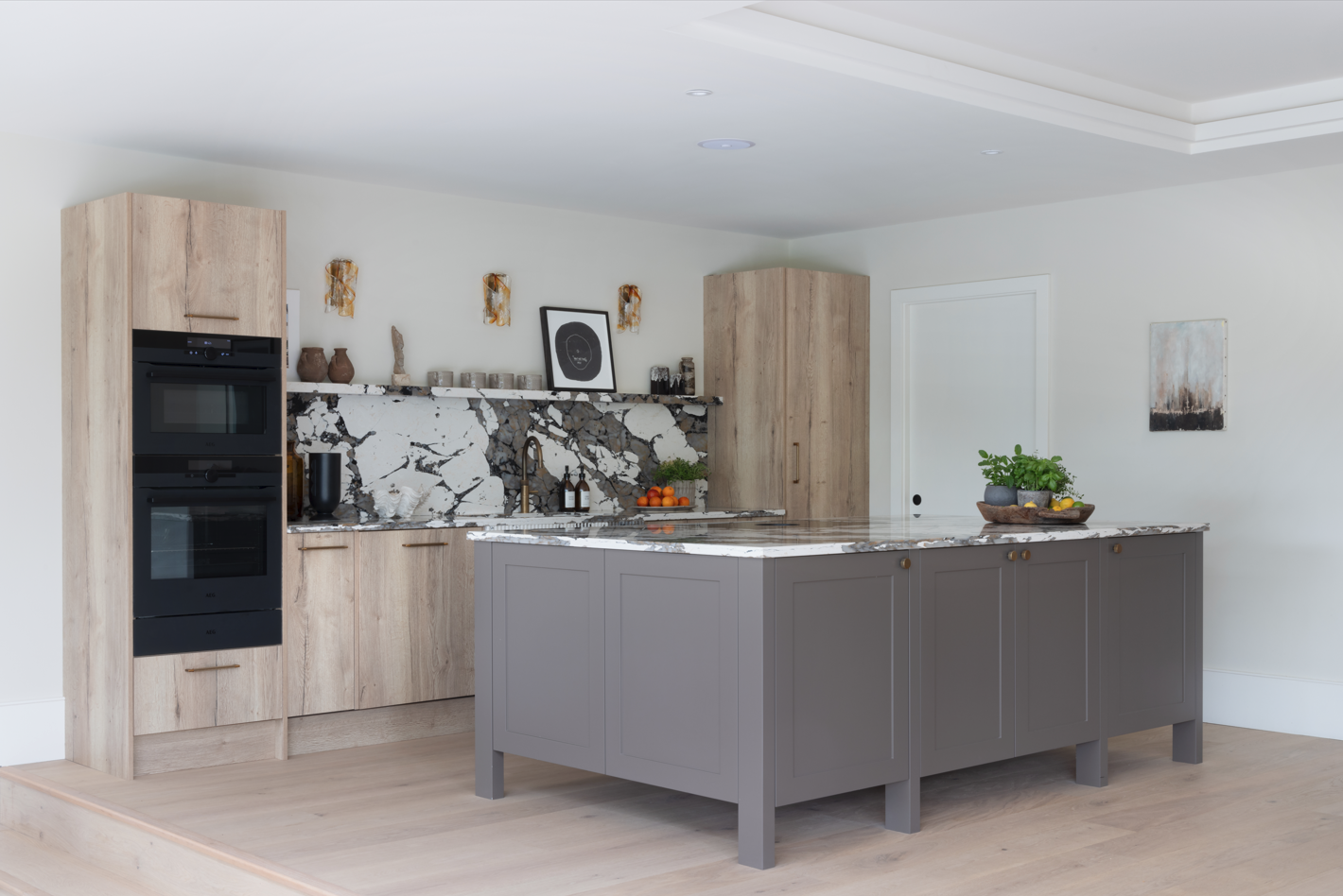 Hunton Truffle & Halifax Oak 