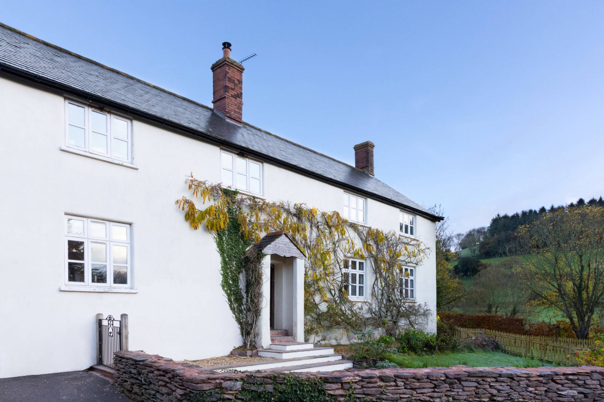 Clarendon in Chalk Blue 