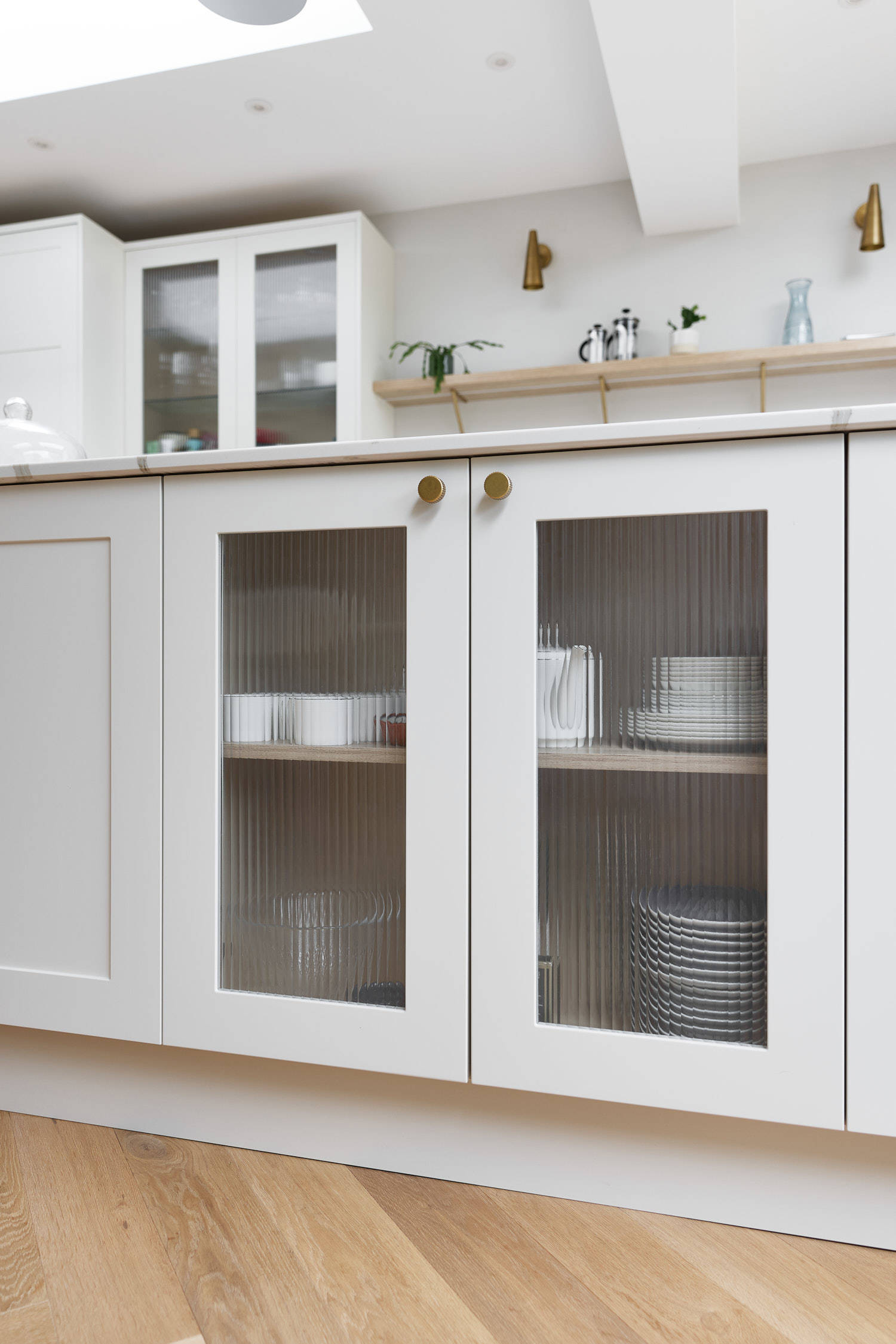 Hunton in Porcelain