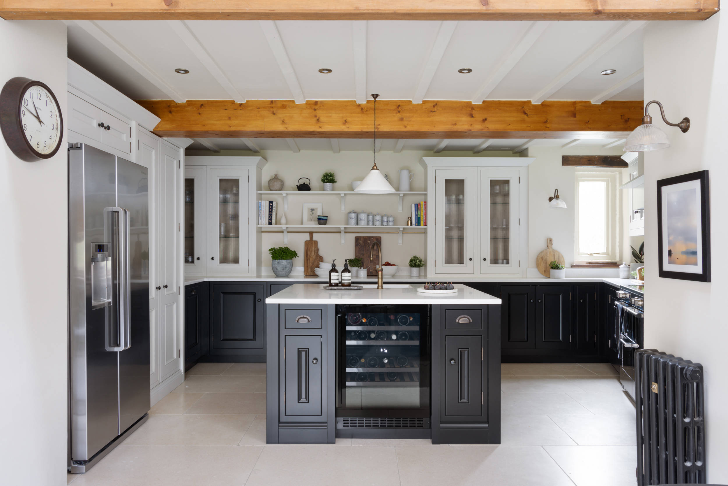 1909 Half Pencil & Scalloped in Porcelain & Carbon