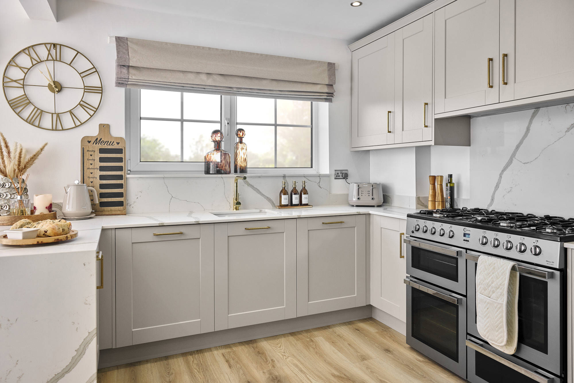 Belsay Woodgrain in Cashmere & Reed Green