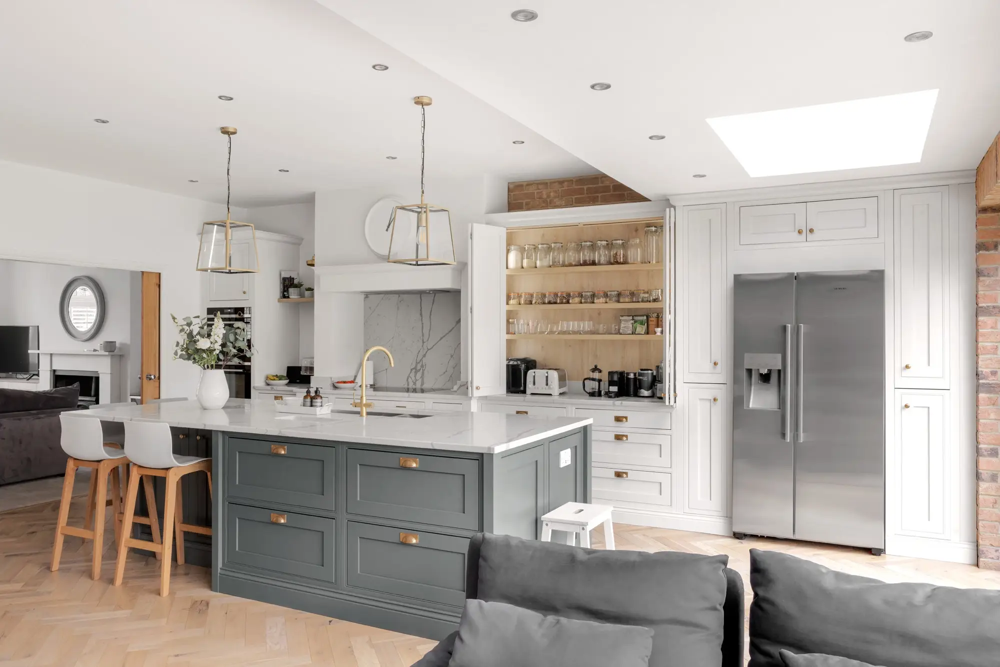 Clarendon in Slate & Porcelain 