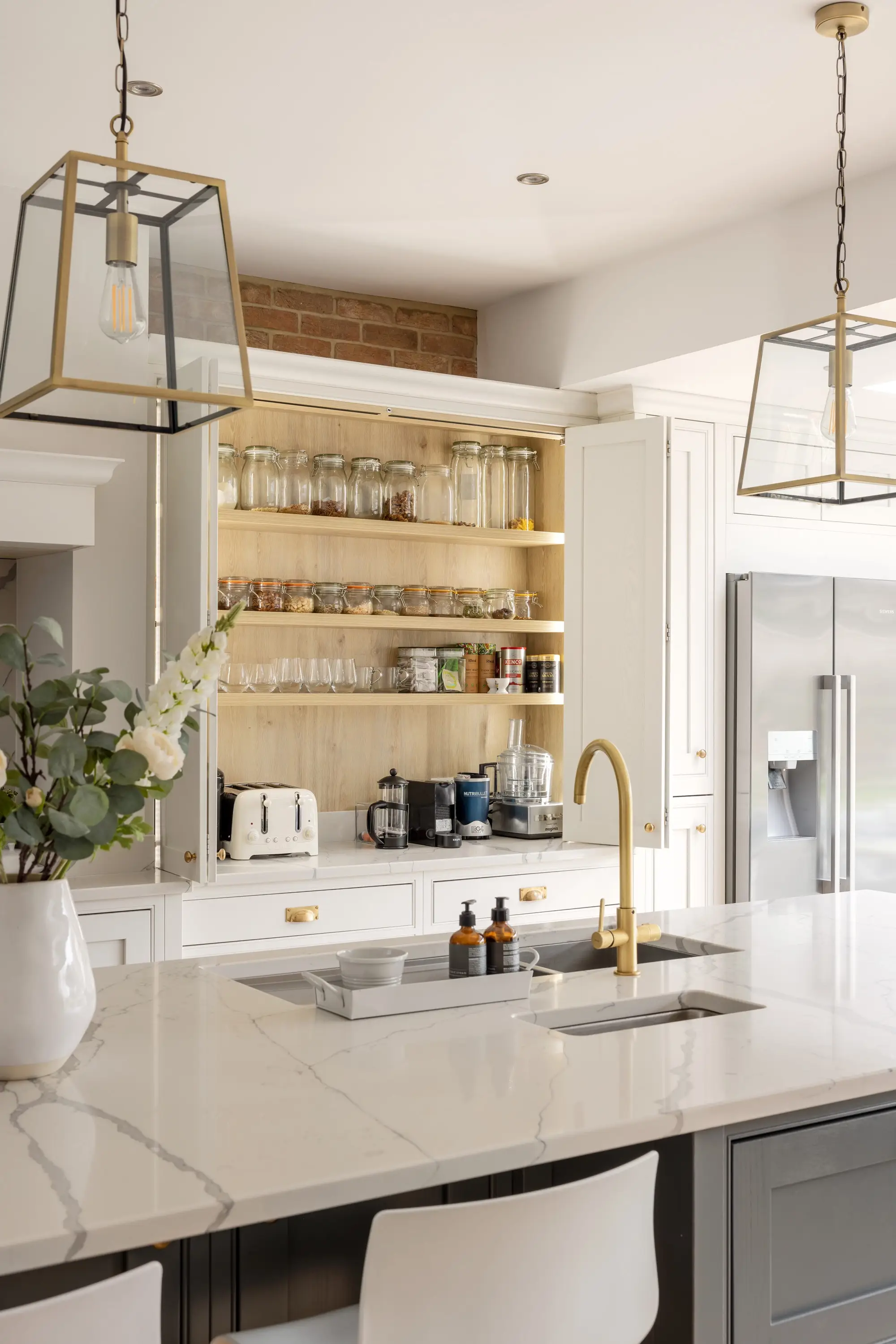 Clarendon in Slate & Porcelain 