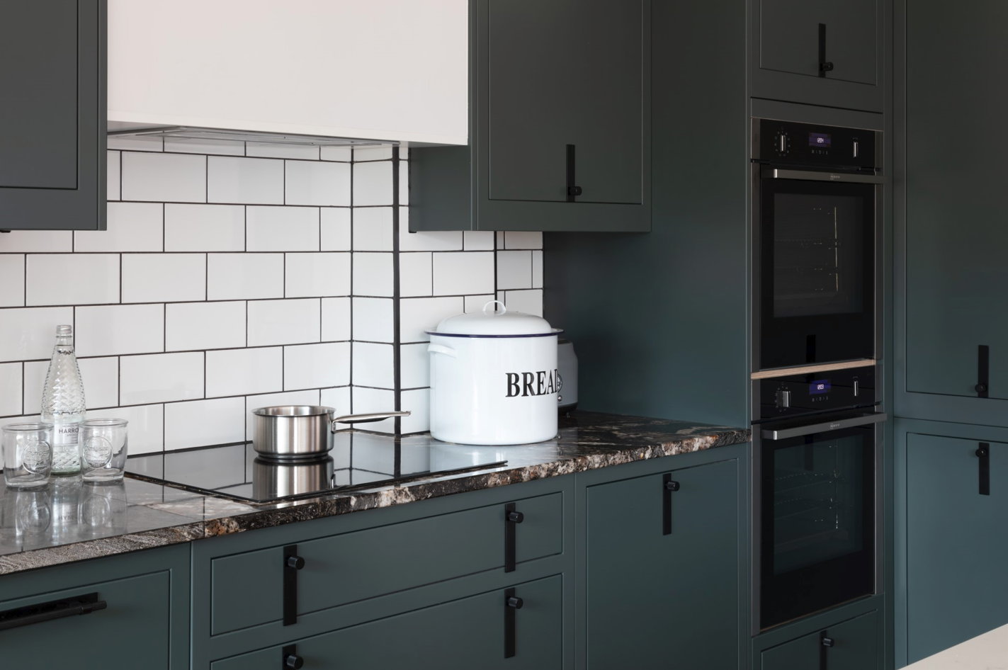 1909 Slab in Copse Green & Dry Rose 