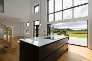 Hunton Handleless Rail in Graphite