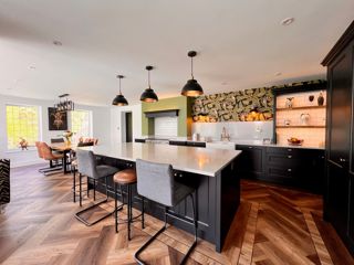 Mornington Shaker Carbon