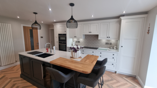 Clarendon Porcelain and Graphite