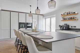Hunton In Taupe Grey