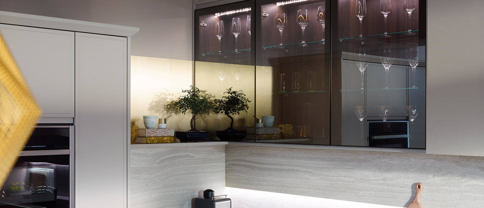 Feature Glazed Kitchens