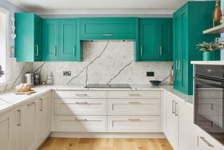Mornington Vale Custom Colour 