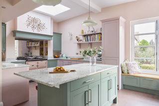 Crathorne Regiment & Dry Rose 