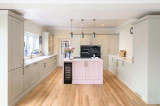 Mornington Beaded French Gray & Dry Rose