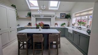 Mornington Vale Regiment Green & Taupe