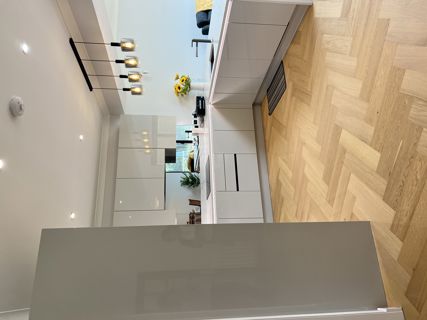 Porter Gloss Dove Grey