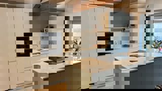 Remo Matt White & Silver Grey