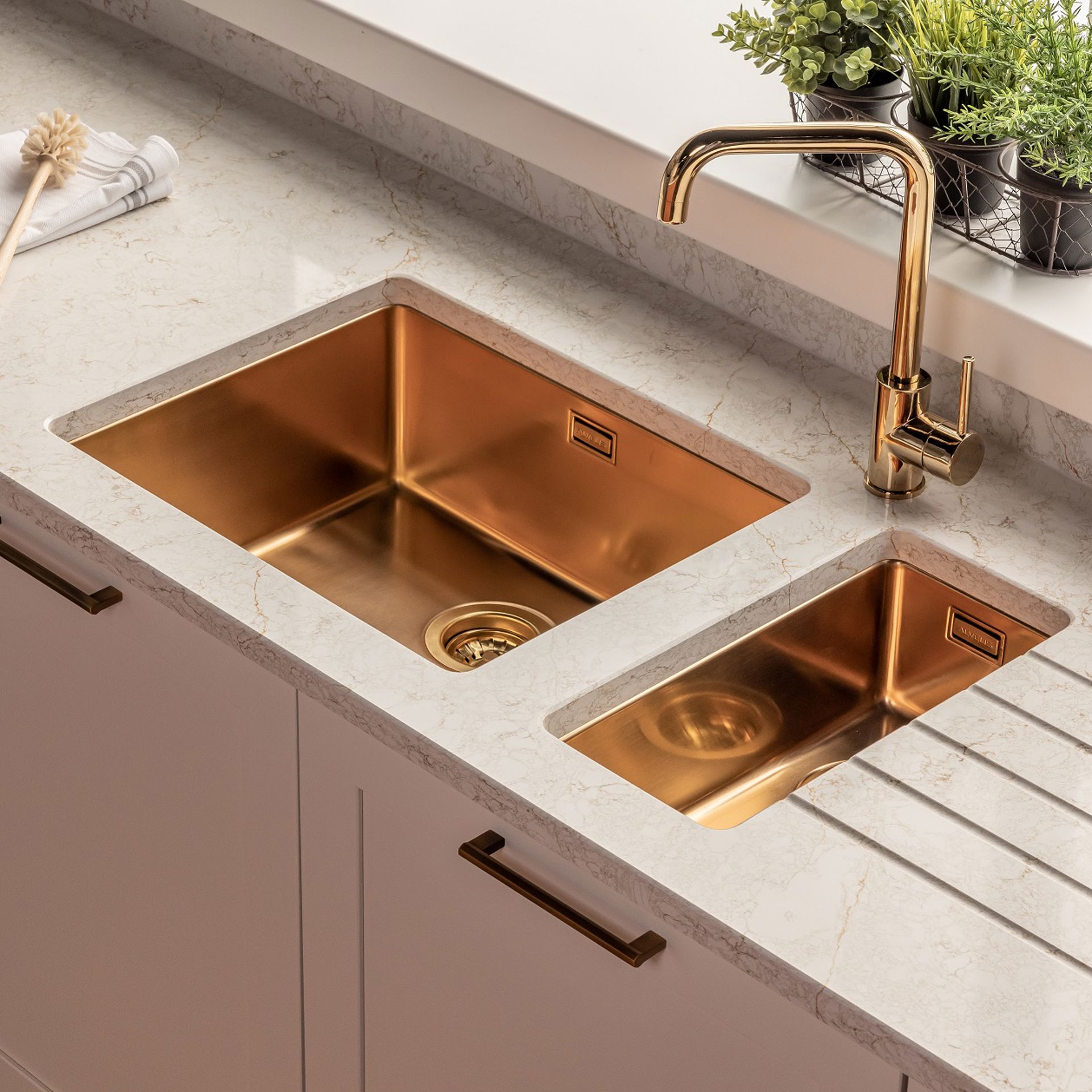 Sinks and Taps Collection