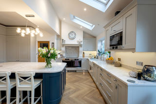 Mornington Shaker Dove Grey With Hartforth Blue Island